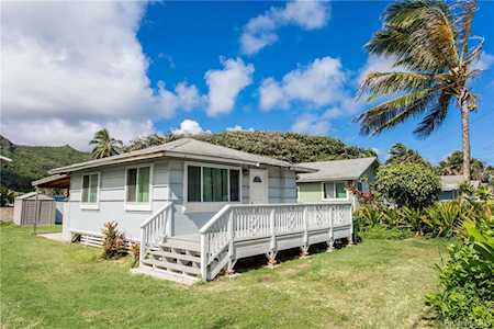 53-452 Kamehameha Highway #2 Hauula, HI 96717