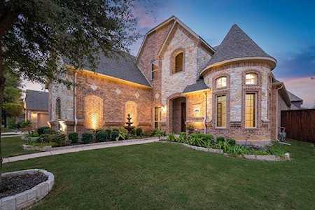 8009 Derby Run Drive North Richland Hills, TX 76182