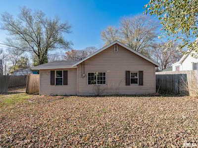 349 Riverview Dr Creve Coeur, IL 61610