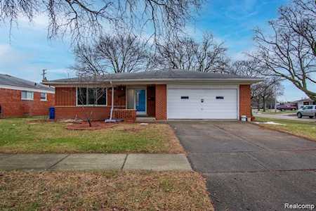 31336 Shelley Dr Warren, MI 48088