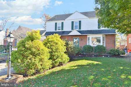 236 Lawnside Ave Haddon Township, NJ 08108