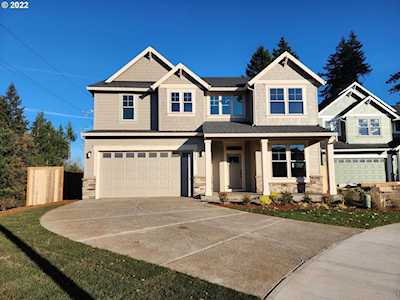 19673 Wheeler Farm RD Oregon City, OR 97045
