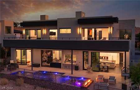 34 Sun Glow Ln Las Vegas, NV 89135