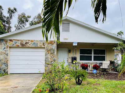 5418 9th Ave N St. Petersburg, FL 33710