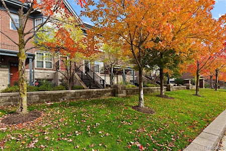 2504 Woodward Ave # 15/2 Detroit, MI 48201