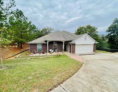 199 Ulupau CIR Bastrop, TX 78602