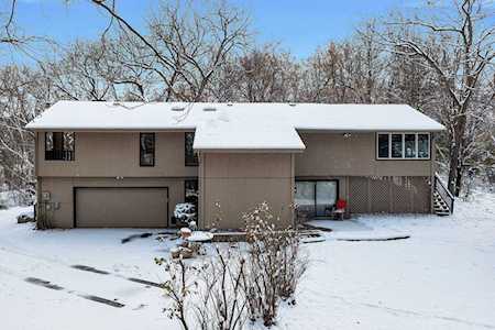 15 High Circle Way North Oaks, MN 55127