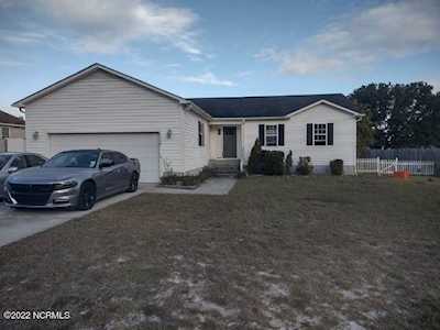 115 E Ivybridge Drive Hubert, NC 28539