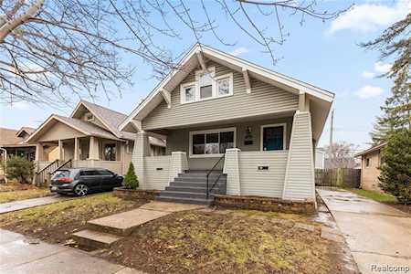 250 E Maplehurst St Ferndale, MI 48220