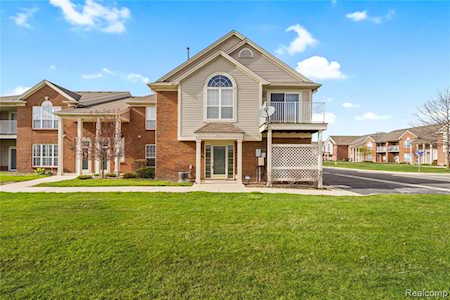 51557 Stern Lane Chesterfield Twp, MI 48051