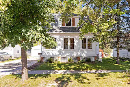 521 E Washington St New London, WI 54961