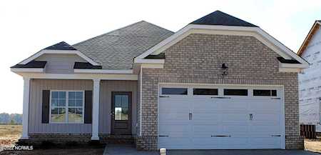 211 Brunswick Drive Nashville, NC 27856