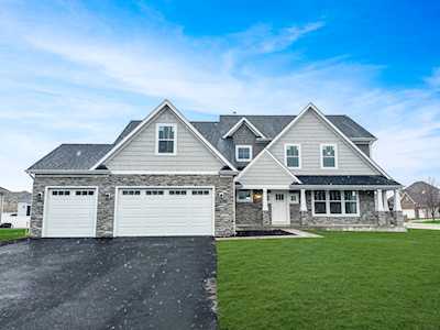 16417 S Mueller Circle Plainfield, IL 60586