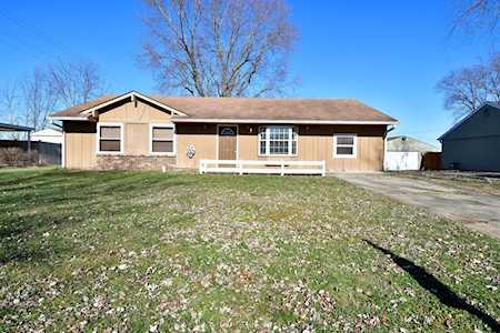 196 Depot Ct Bargersville, IN 46106