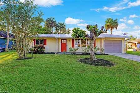 27936 Lance Dr Bonita Springs, FL 34135