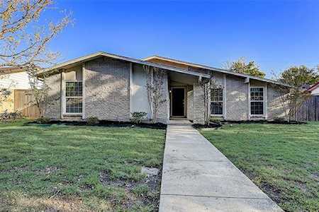 5000 Latham Drive Plano, TX 75023