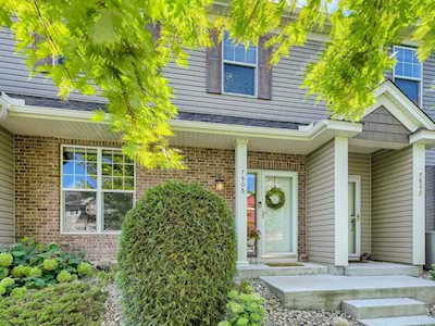 7808 Madelyn Creek Drive Victoria, MN 55386