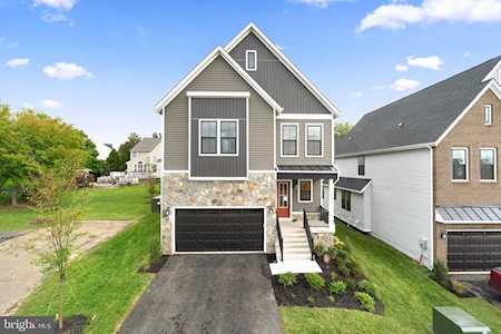 21336 Rainier Ln Broadlands, VA 20148