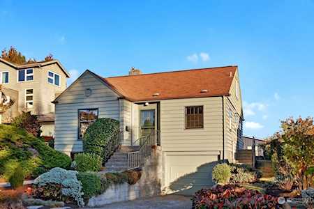 7020 55th Ave NE Seattle, WA 98115