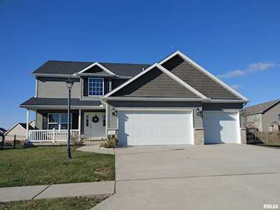 614 Drake Ln Washington, IL 61571