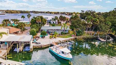 1110 N Crescent Dr Crystal River, FL 34429