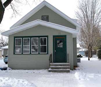 728 2nd Avenue SW Wells, MN 56097