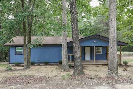 2429 Campbell Lake Rd Lancaster, SC 29720