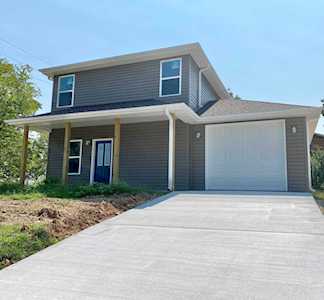 305 2nd St Hollister, MO 65672