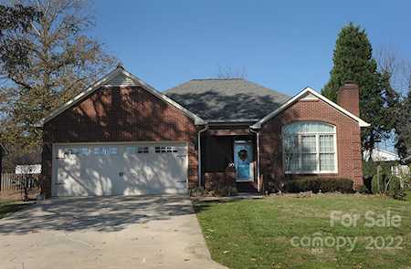 114 Prestwick Ct Salisbury, NC 28146