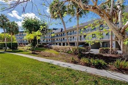 848 Elkcam Cir #311 Marco Island, FL 34145