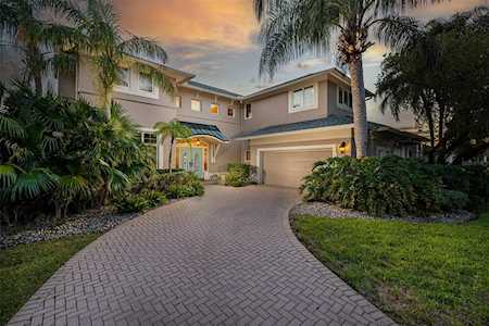 1198 Gasparilla Dr NE St. Petersburg, FL 33702