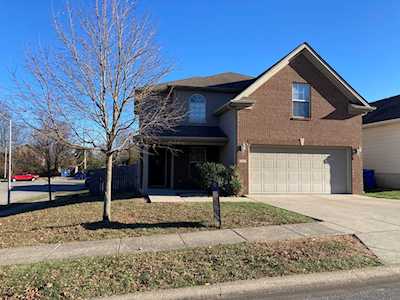3841 Pinecrest Way Lexington, KY 40514