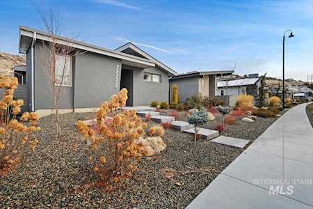2550 E Warm Springs Ave Boise, ID 83712