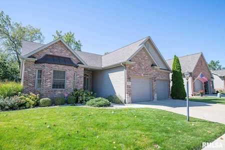 7527 Walnut Bend Dr Peoria, IL 61614