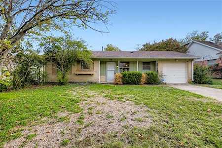 1626 Hawthorne Lane Plano, TX 75074