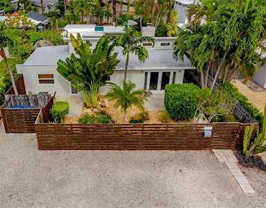 1449 NE 23rd St Wilton Manors, FL 33305