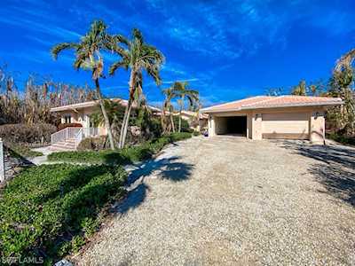 4670 Rue Bayou Sanibel, FL 33957