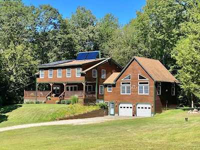 21 Pine Crest Dr Chesterfield, NH 03462