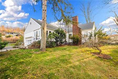 2 Jennifer Lane Yonkers, NY 10710