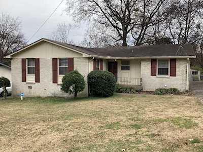 3253 Niagara Dr Nashville, TN 37214