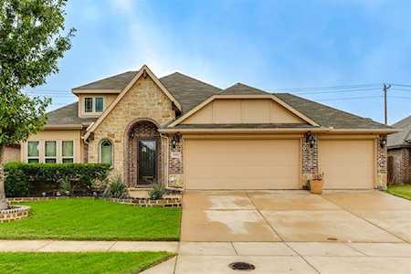 8300 Bonanza Street Aubrey, TX 76227