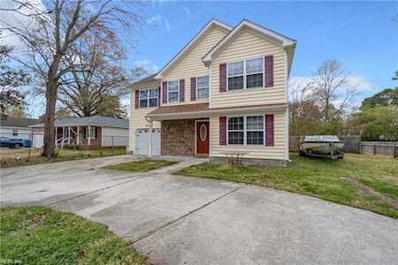 514 Waters Rd Chesapeake, VA 23322