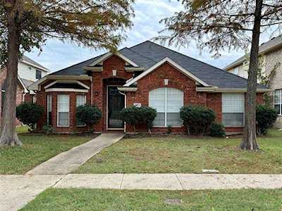2185 Garden Crest Drive Rockwall, TX 75087