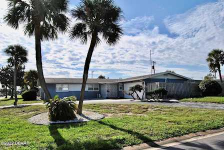 904 Princeton Avenue Ormond Beach, FL 32176