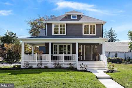 130 Plum St Moorestown, NJ 08057