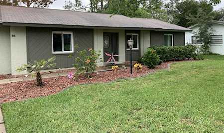 94 Berkshire Ln Palm Coast, FL 32137
