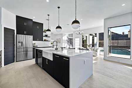 7609 Twelve Oaks Circle Plano, TX 75025