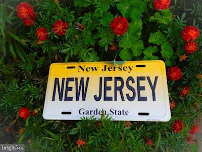 216 Barlow Ave Cherry Hill, NJ 08002