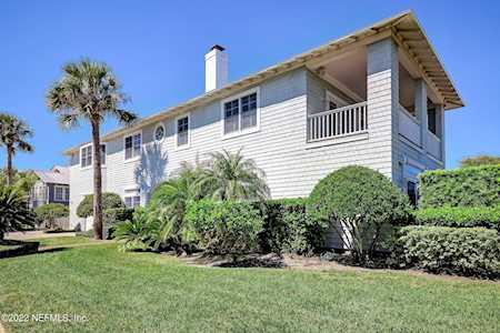 204 Lora ST Neptune Beach, FL 32266