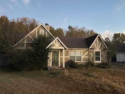 7245 Bassfield Cv Memphis, TN 38133